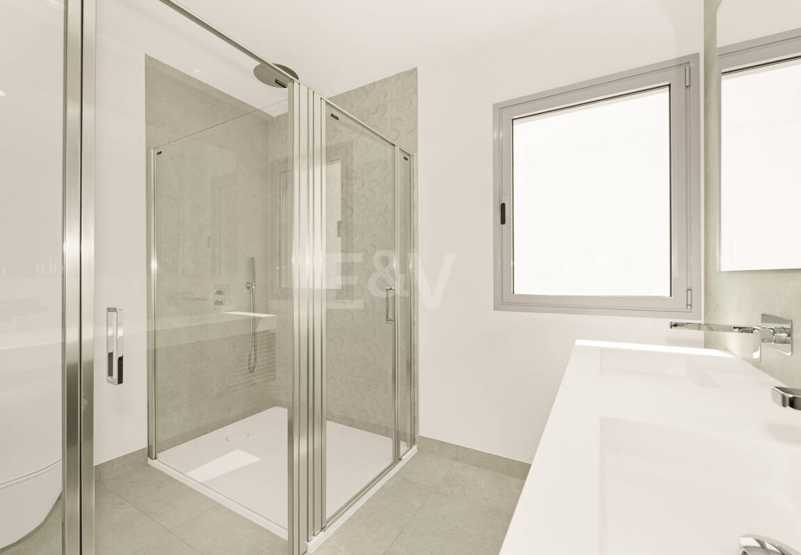 Luxury 4-Bedroom Duplex Penthouse with Private Rooftop Pool Fronting Santa Clara Golf