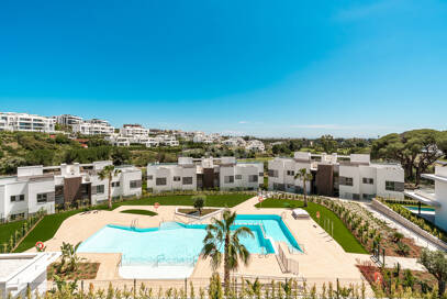 Luxury 4-Bedroom Duplex Penthouse with Private Rooftop Pool Fronting Santa Clara Golf