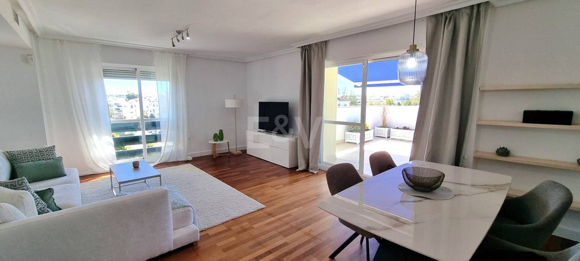 Appartement Terrasse à louer en Marbella Golden Mile, Marbella (Toutes les zones)