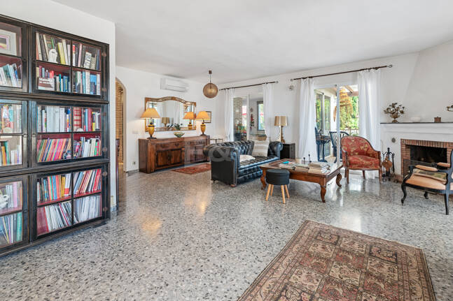 Villa till salu i Benahavis