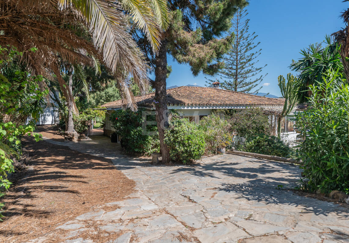 Finca con amplia parcela y potencial para proyecto boutique hotel o residencia exclusiva