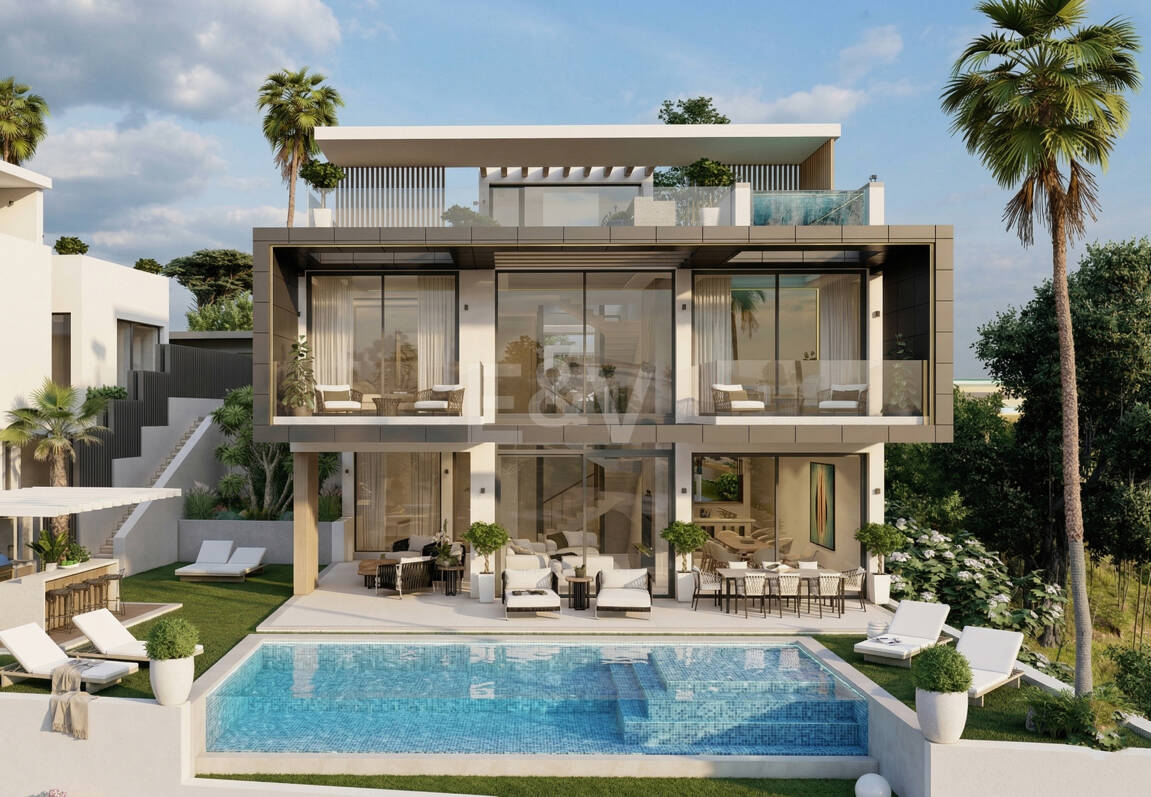 Excellent terrain de Villa avec vue panoramique sur la mer, le golf et la montagne et projet approuvé