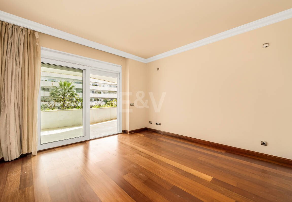 Strandnahes Apartment in exklusiver geschlossener Wohnanlage
