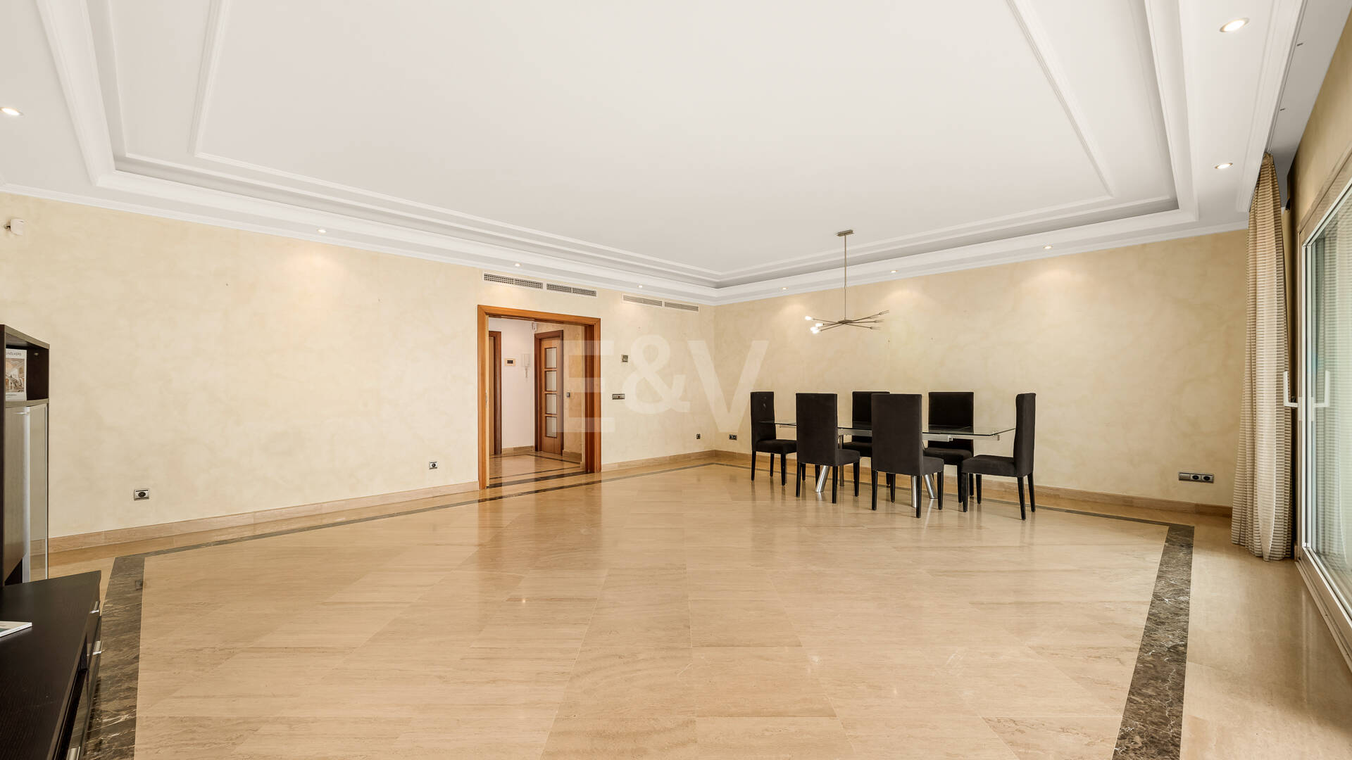 Strandnahes Apartment in exklusiver geschlossener Wohnanlage