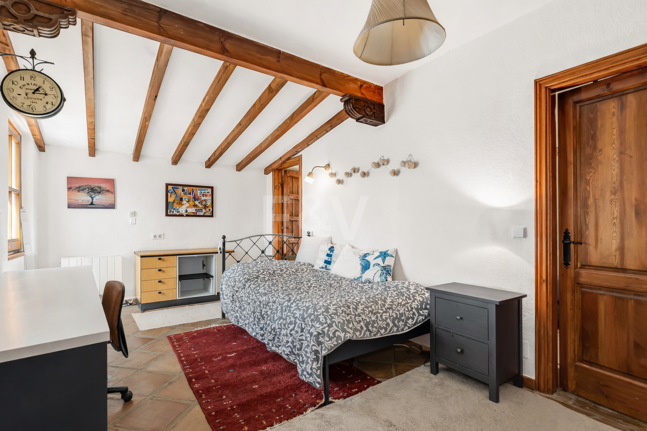 Traditional Andalucian Family Home with Sea Views