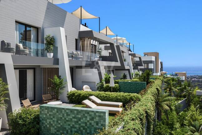 Elevated Contemporary Living With Panoramic Sea Views in Elviria Hills