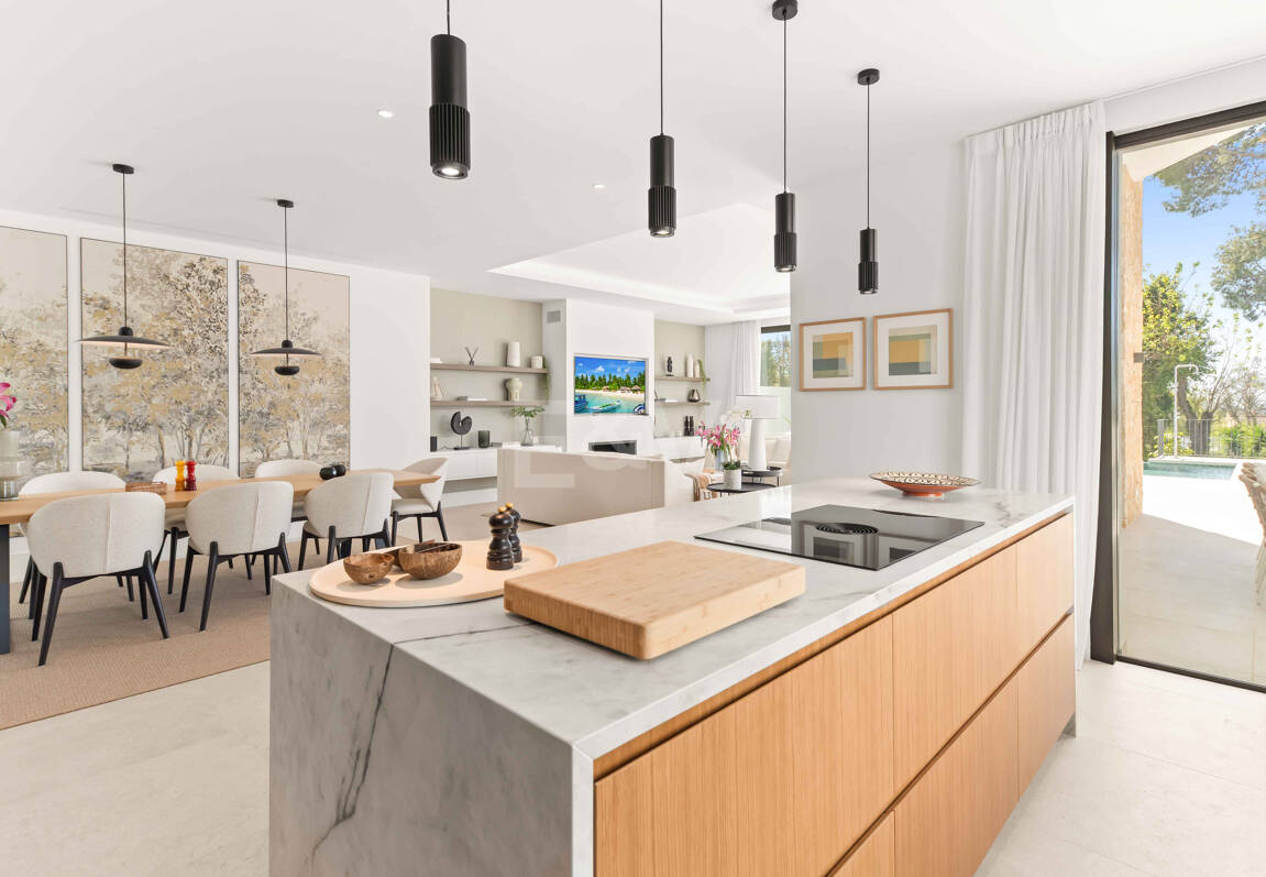 Impressive New Villa with Rooftop Retreat and Private Pool Near the City Centre