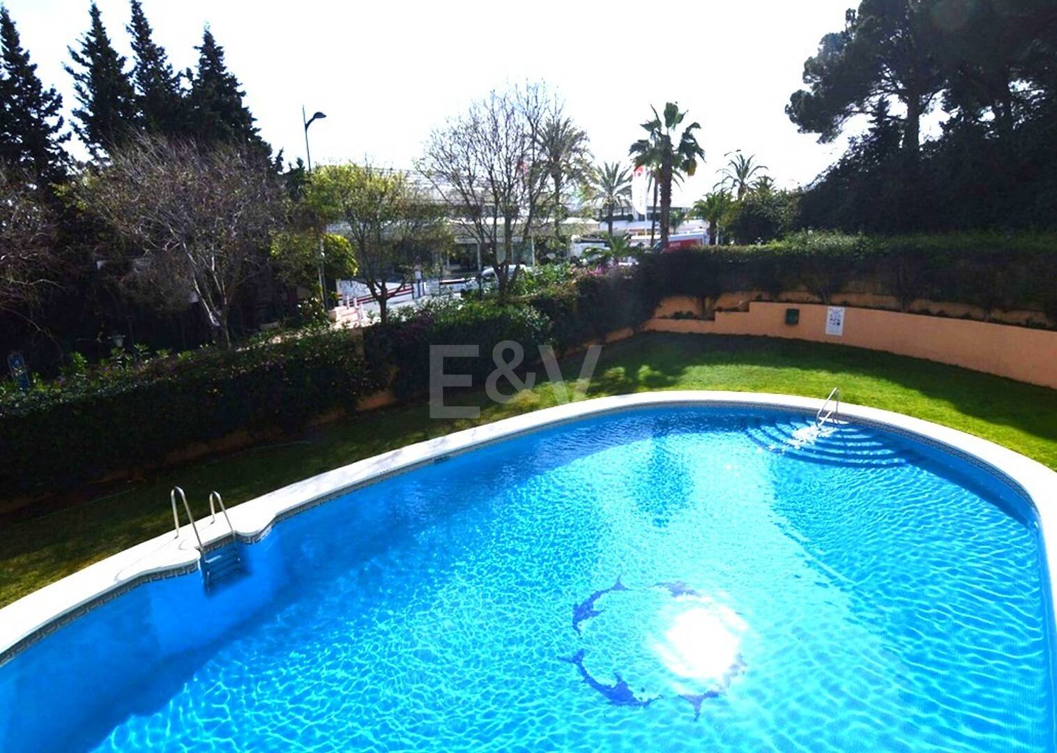 Gemütliche 3-Zimmer-Wohnung in Nueva Andalucía. Verfügbar zur mittel- bis langfristigen Miete ab Juli 2026 – Toplage nahe Puerto Banús und Marbella