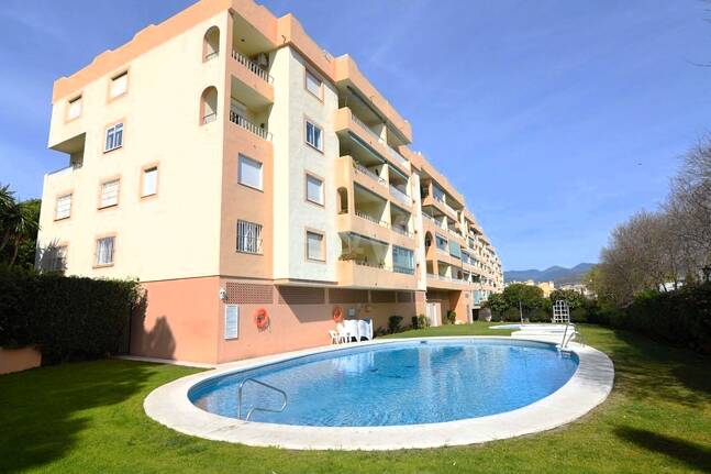 Gemütliche 3-Zimmer-Wohnung in Nueva Andalucía. Verfügbar zur mittel- bis langfristigen Miete ab Juli 2026 – Toplage nahe Puerto Banús und Marbella