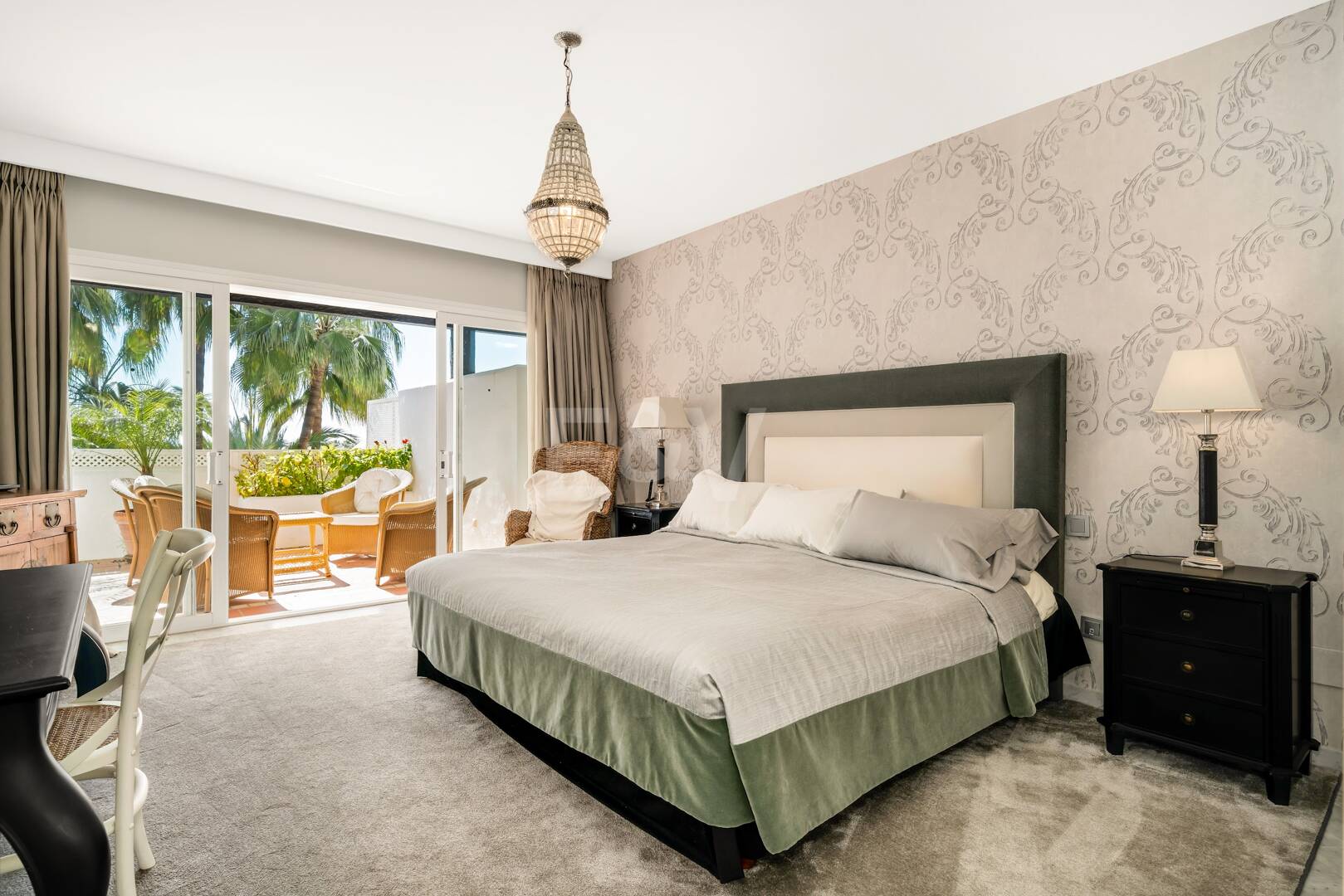 Tvåvånings takvåning till salu i Beach Side Golden Mile, Marbella Golden Mile