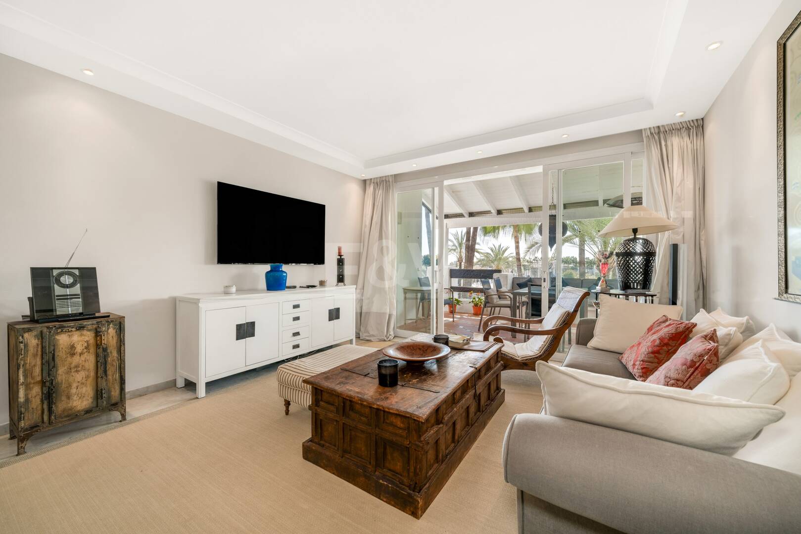 Tvåvånings takvåning till salu i Beach Side Golden Mile, Marbella Golden Mile