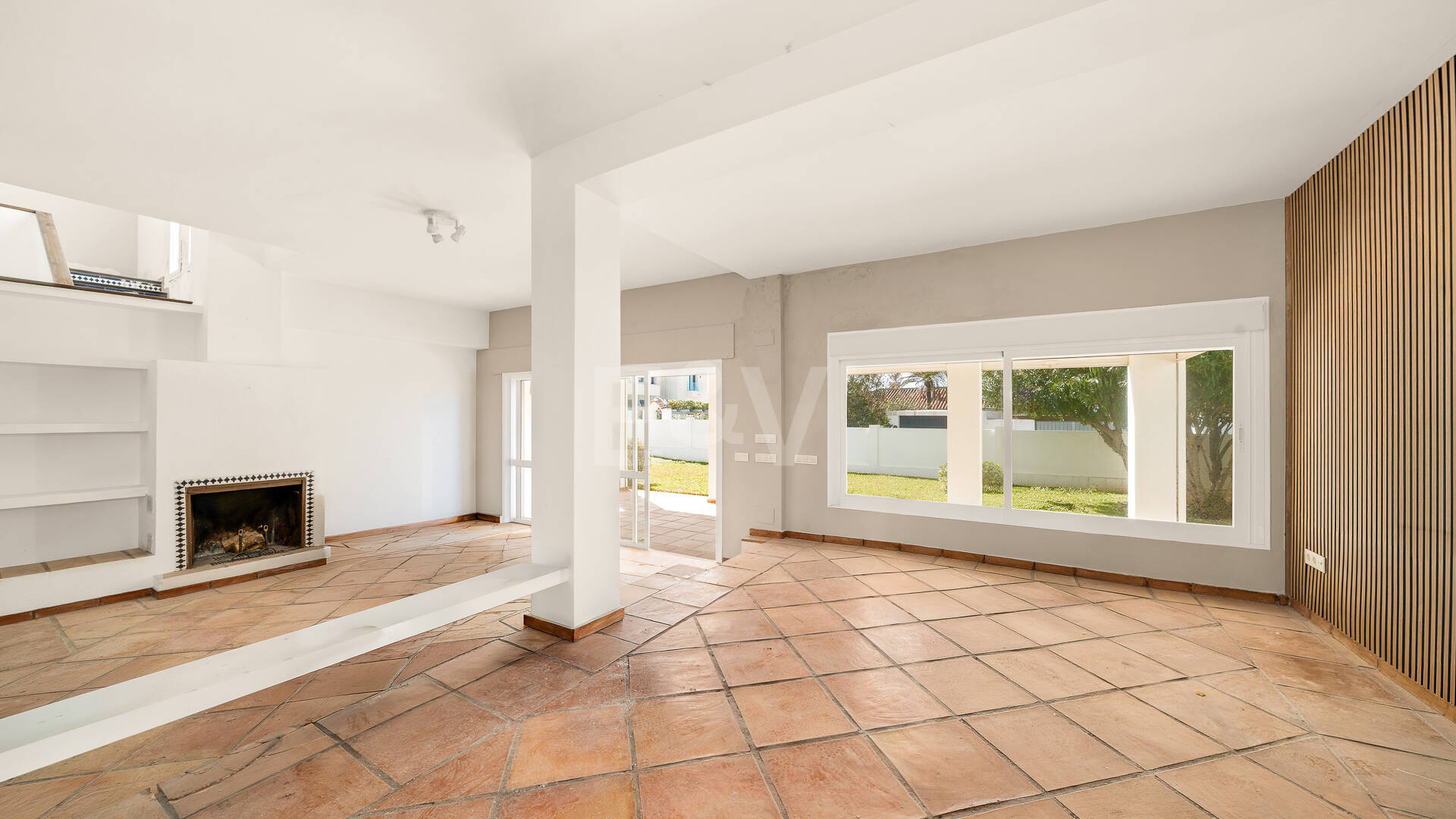 Contemporary Beachside Villa Just Steps from the Sea with Panoramic Views