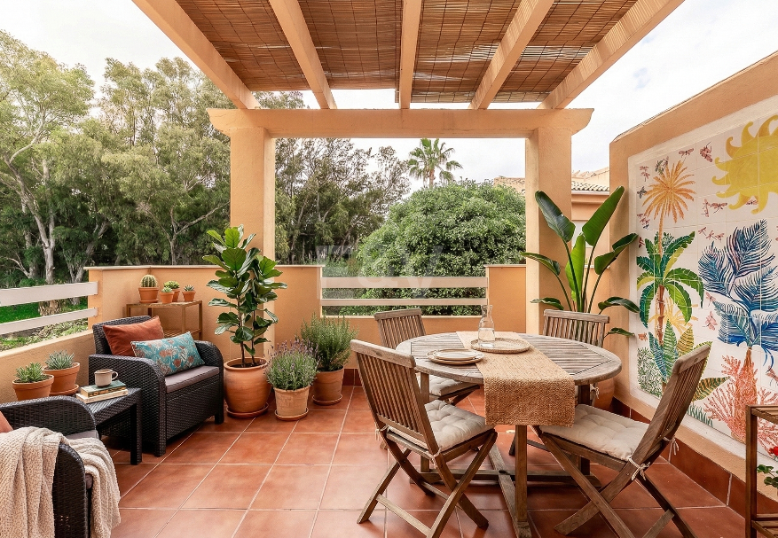 Apartamento orientado al sur en excelente ubicación junto a la playa