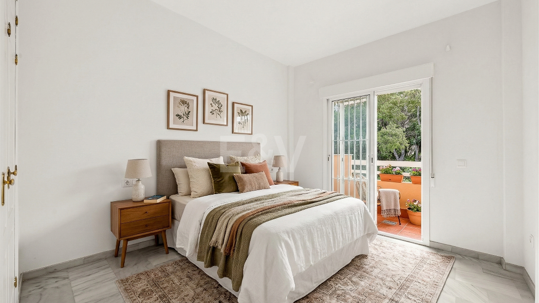 Apartamento orientado al sur en excelente ubicación junto a la playa