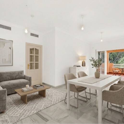 Apartamento orientado al sur en excelente ubicación junto a la playa