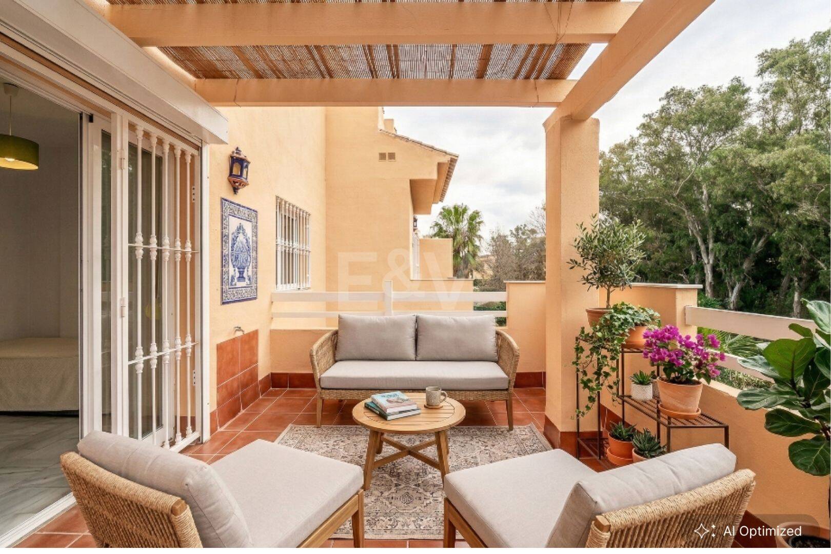 Apartamento orientado al sur en excelente ubicación junto a la playa