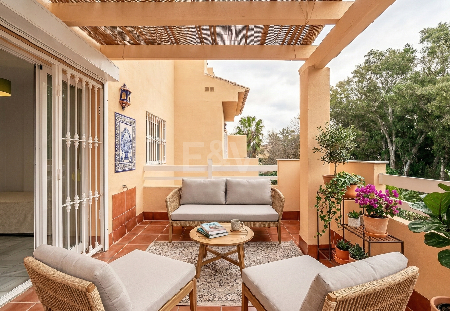 Apartamento orientado al sur en excelente ubicación junto a la playa