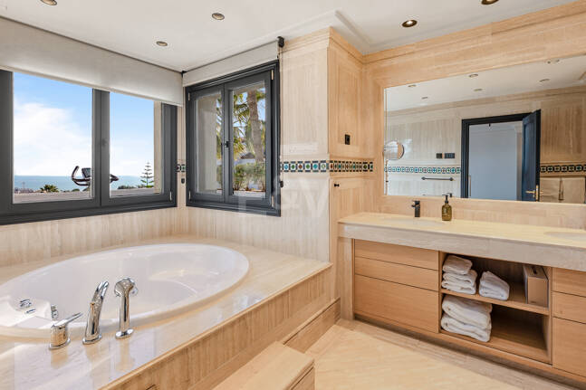 Appartement Terrasse à louer en Marbella Golden Mile, Marbella (Toutes les zones)