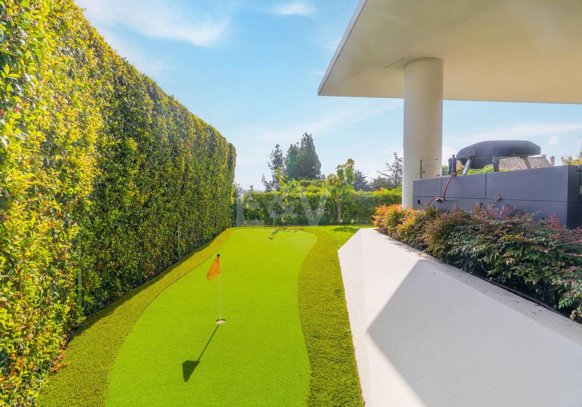 Lujosa villa con oasis en la azotea sobre el Golf Valley, Las Brisas