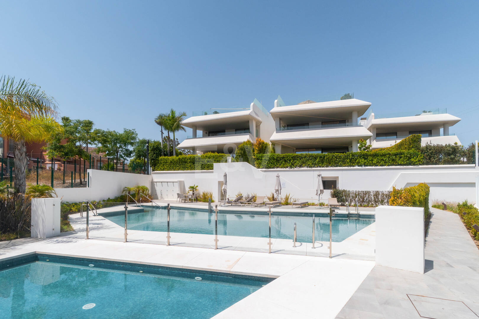 Villa luxueuse avec toit Oasis au-dessus de la vallée du Golf