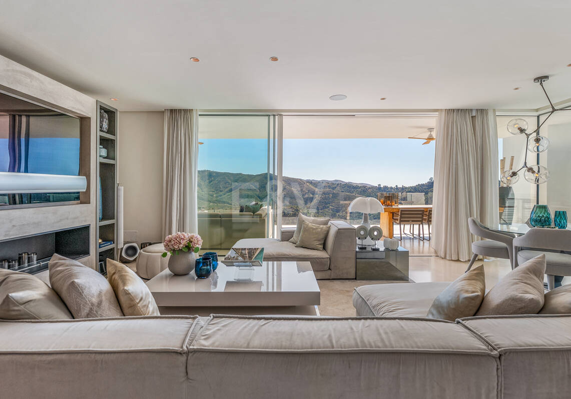 Fullt möblerad lägenhet med panoramautsikt i Palo Alto