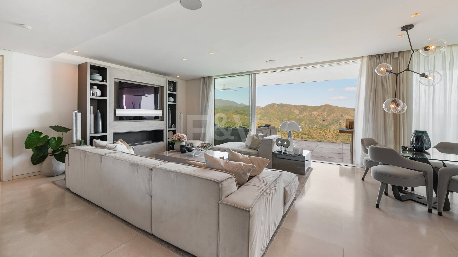 W pełni umeblowany apartament z panoramicznymi widokami w Palo Alto