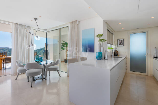 Appartement entièrement meublé avec vue panoramique à Palo Alto
