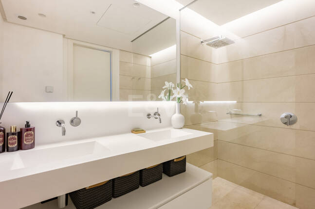 W pełni umeblowany apartament z panoramicznymi widokami w Palo Alto