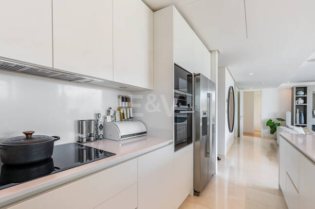 W pełni umeblowany apartament z panoramicznymi widokami w Palo Alto