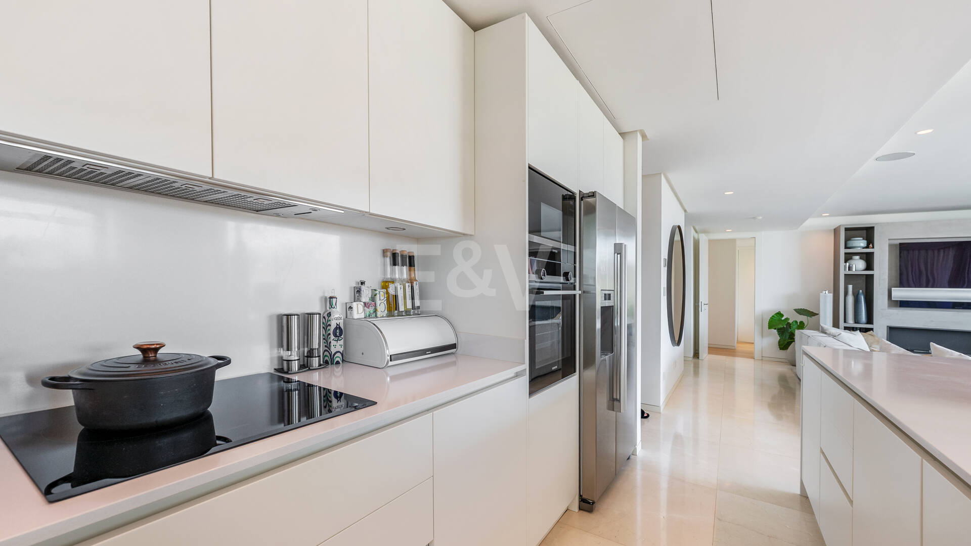 W pełni umeblowany apartament z panoramicznymi widokami w Palo Alto