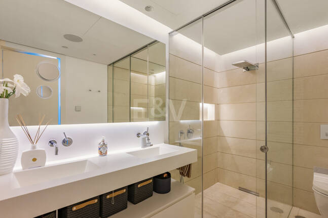 W pełni umeblowany apartament z panoramicznymi widokami w Palo Alto