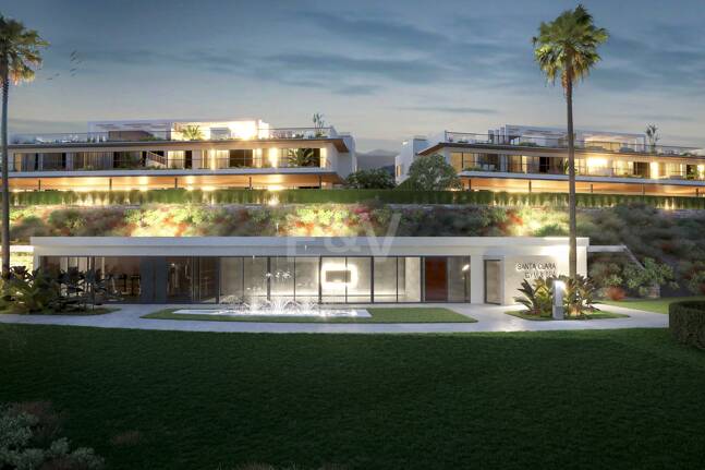 Exclusivo apartamento en planta baja con jardín privado, piscina y planta adicional – Santa Clara, Marbella