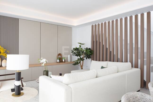 Exclusivo apartamento en planta baja con jardín privado, piscina y planta adicional – Santa Clara, Marbella