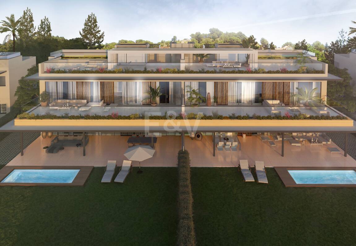 Exclusivo apartamento en planta baja con jardín privado, piscina y planta adicional – Santa Clara, Marbella
