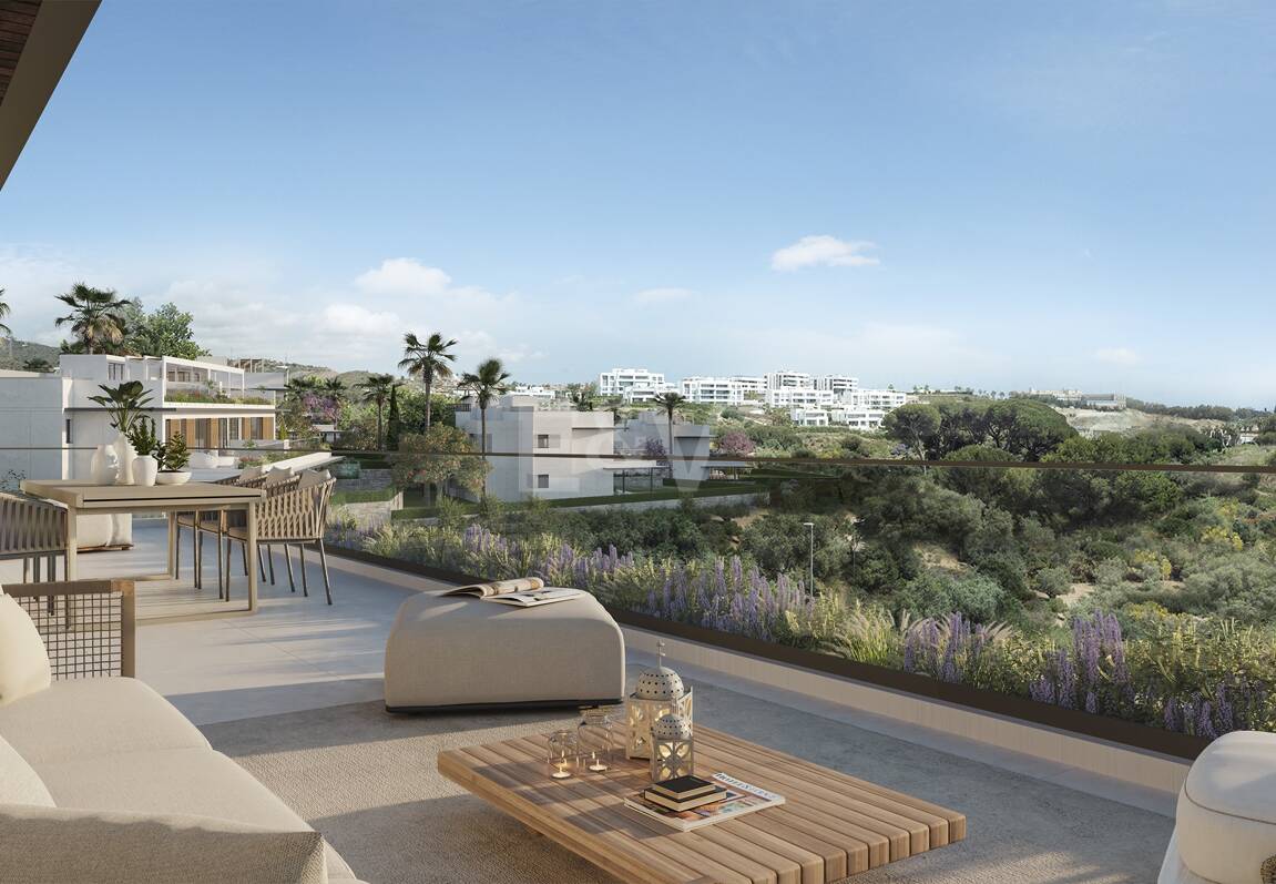 Exclusivo apartamento en planta baja con jardín privado, piscina y planta adicional – Santa Clara, Marbella