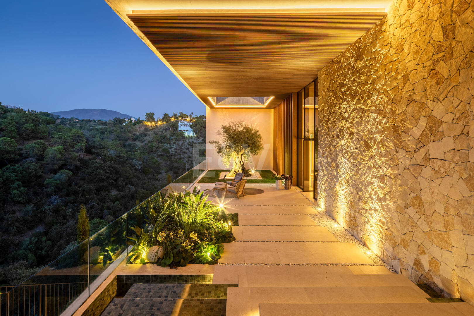 Elevated Modern Elegance with Panoramic Sea Views