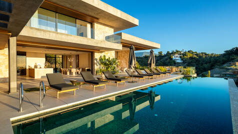 Elevated Modern Elegance with Panoramic Sea Views