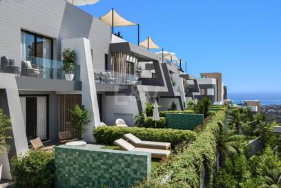 Elevated Contemporary Living with Panoramic Sea Views in Elviria Hills