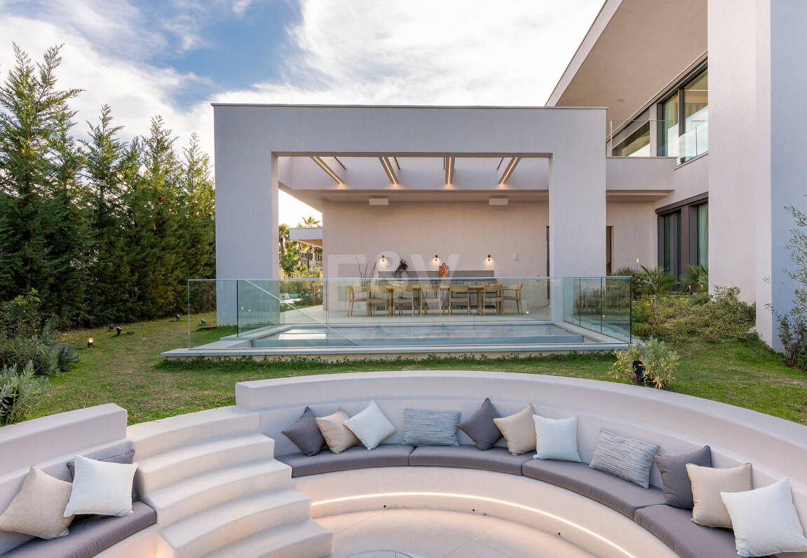 The World’s Only Villa Awarded the Highest Sustainability Certification