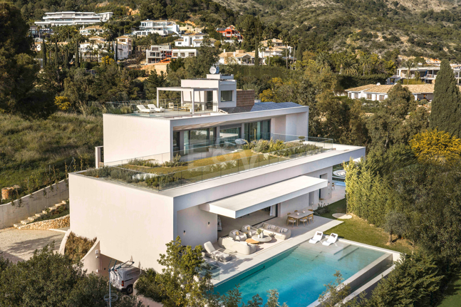 The World’s Only Villa Awarded the Highest Sustainability Certification