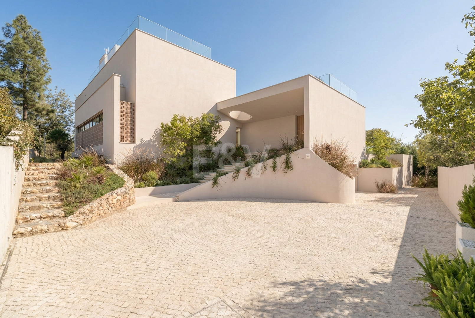 The World’s Only Villa Awarded the Highest Sustainability Certification