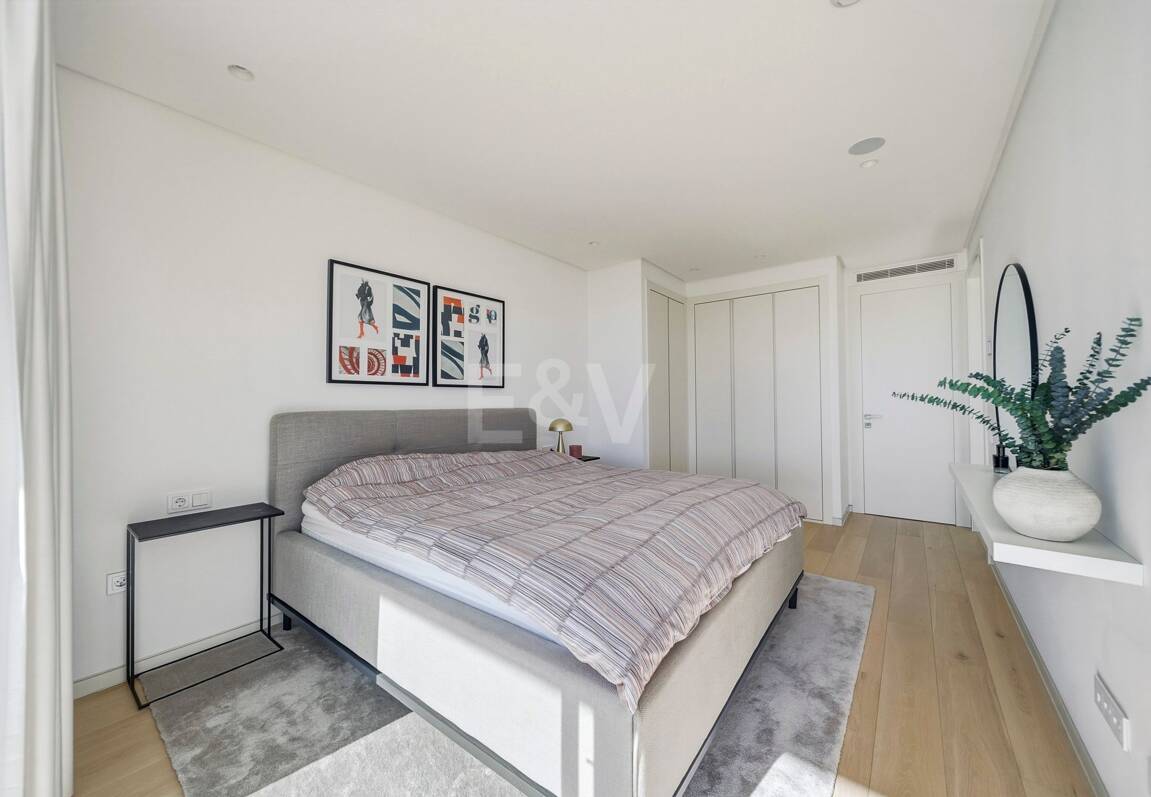 Exceptional Value Contemporary 3-Bedroom Apartment in Gated Palo Alto, Marbella