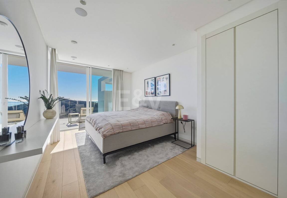 Exceptional Value Contemporary 3-Bedroom Apartment in Gated Palo Alto, Marbella