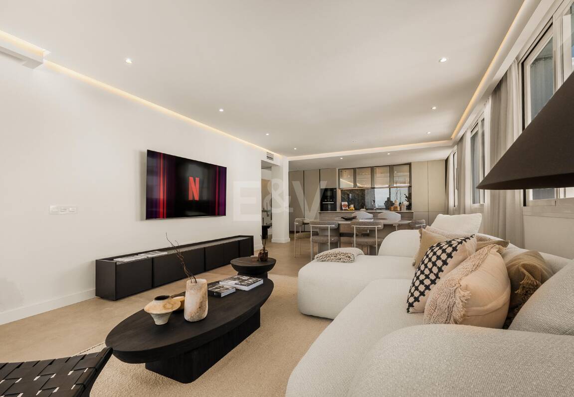 Lägenhet till salu i Nueva Andalucia, Marbella