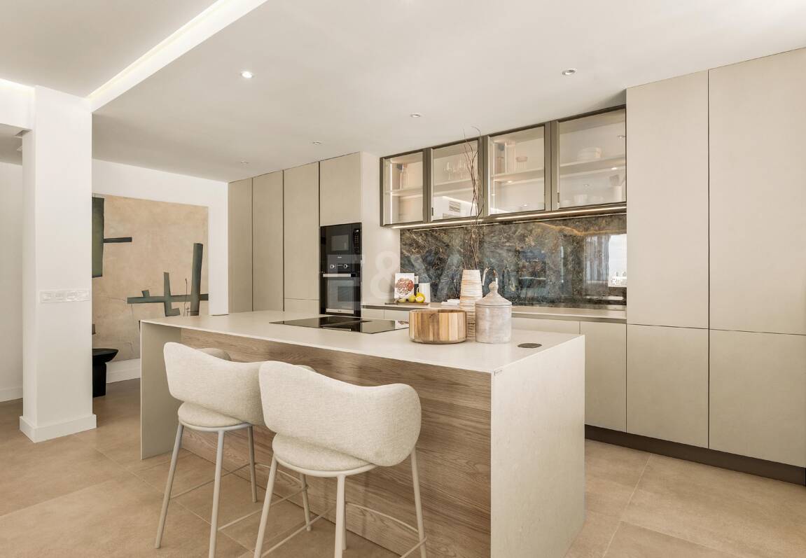 Lägenhet till salu i Nueva Andalucia, Marbella