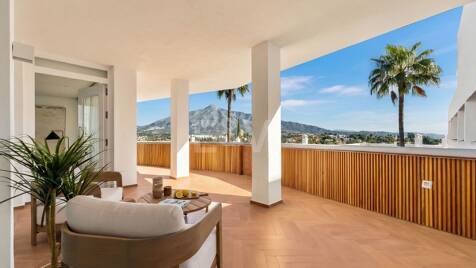 Lägenhet till salu i Nueva Andalucia, Marbella