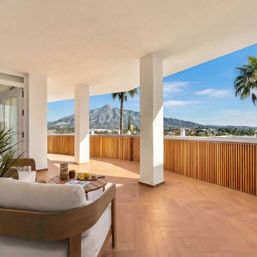 Lägenhet till salu i Nueva Andalucia, Marbella