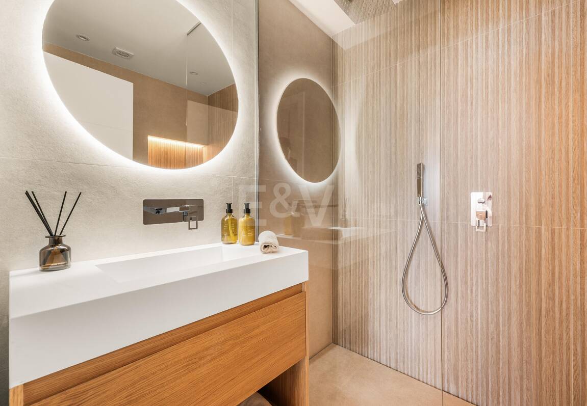 Lägenhet till salu i Nueva Andalucia, Marbella