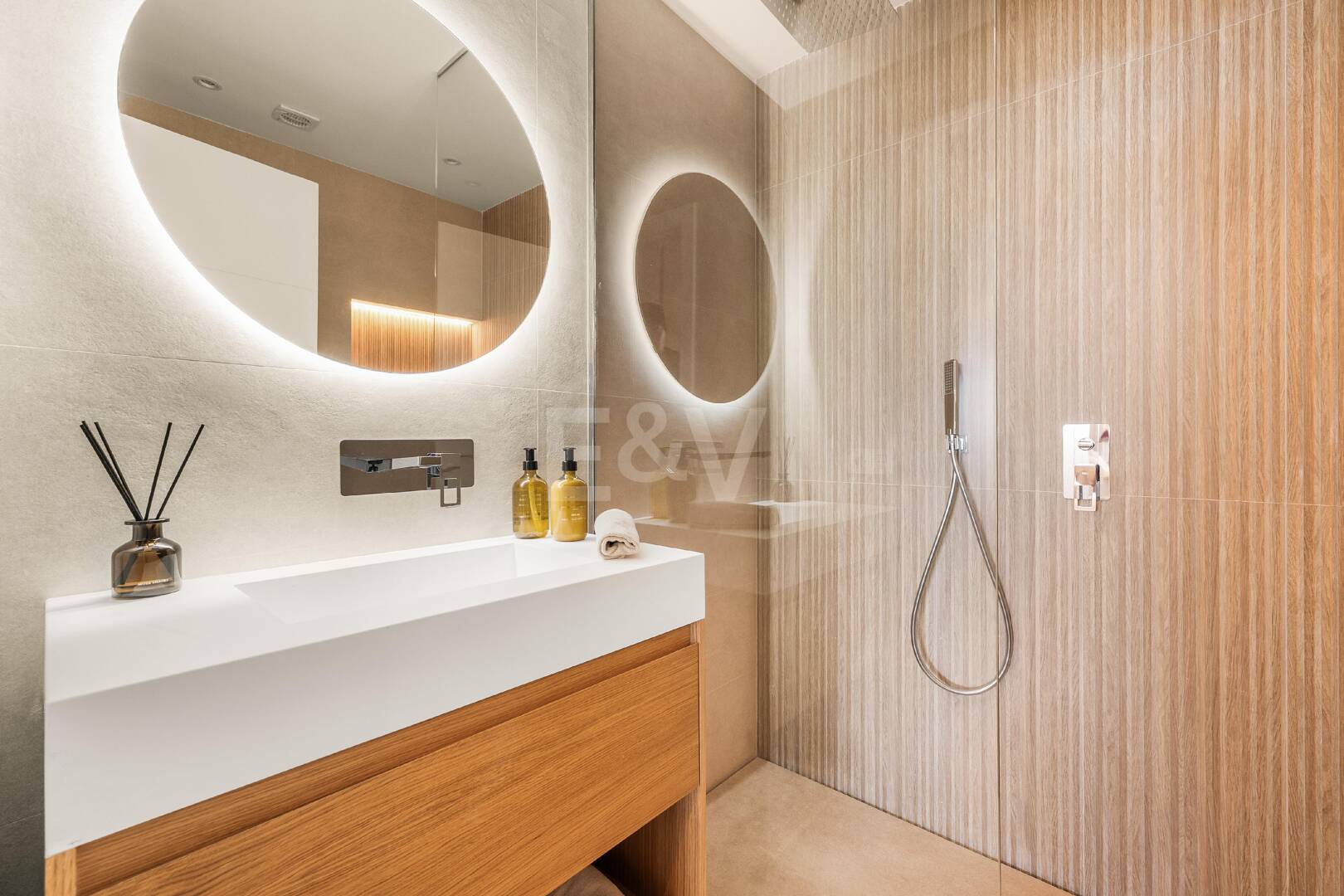 Wybitny Penthouse z zapierającym dech w piersiach Widok