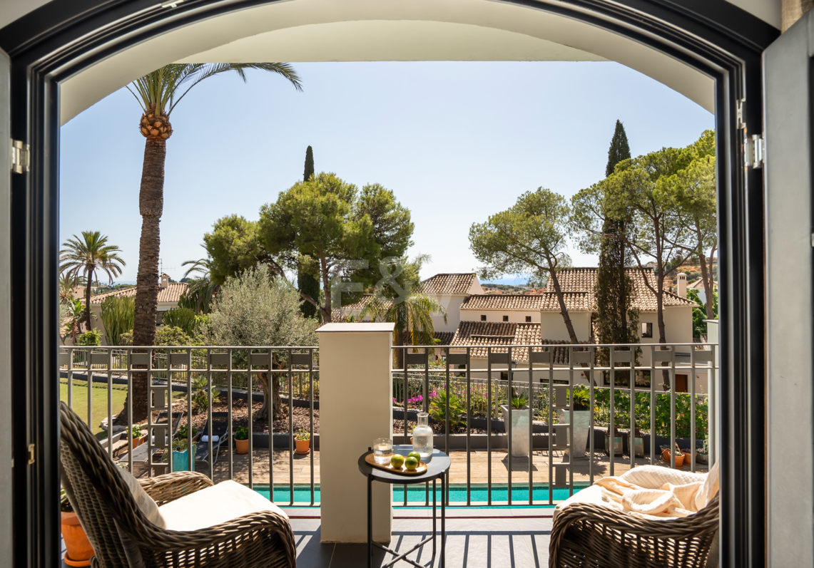 Villa andalouse authentique près du golf, vue sur mer